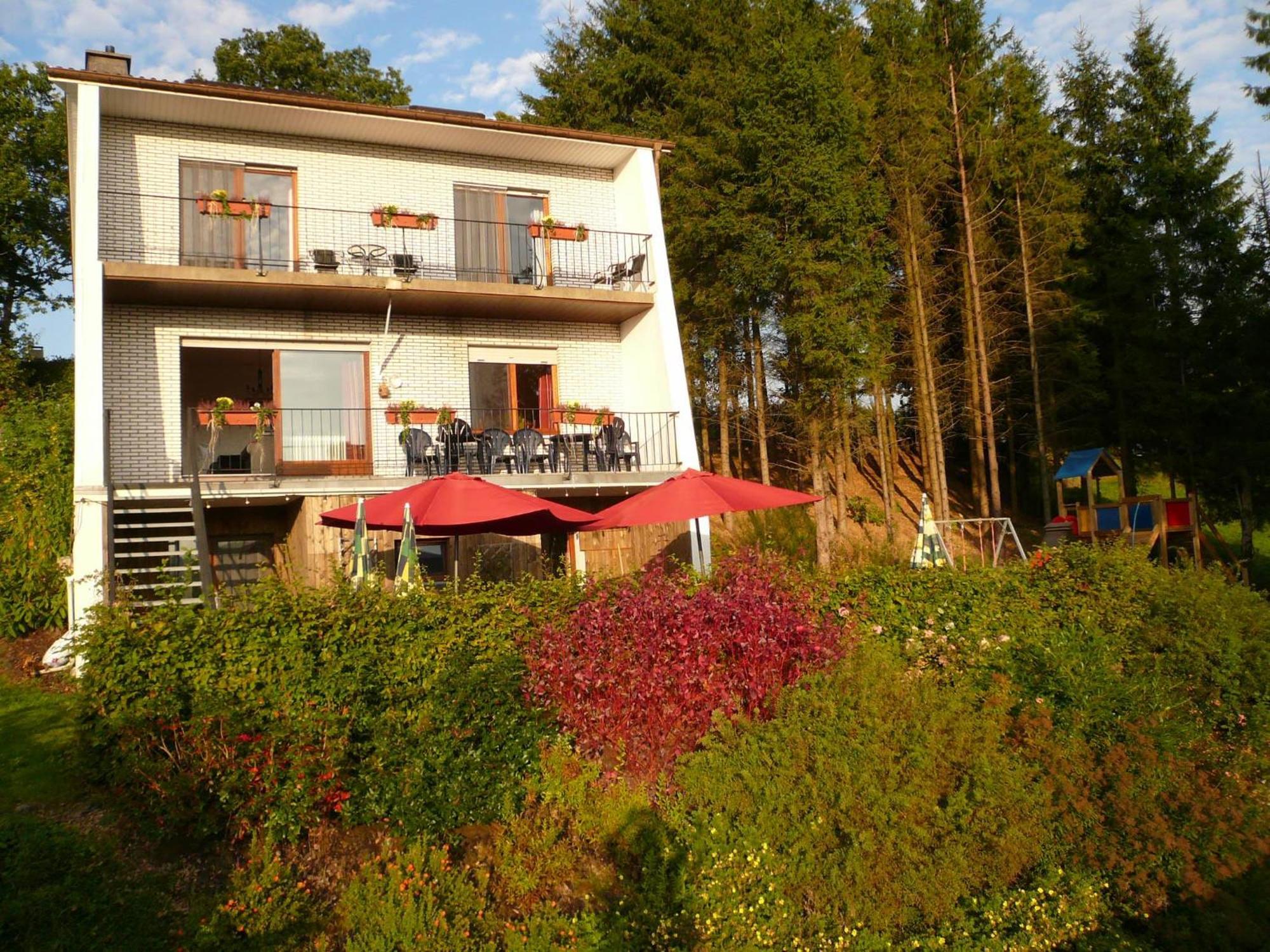 Modish Holiday Home In Waimes With Sauna エクステリア 写真